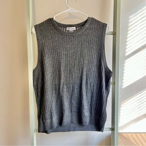 Calvin Klein Ribbed Sleeveless Sweater, XL